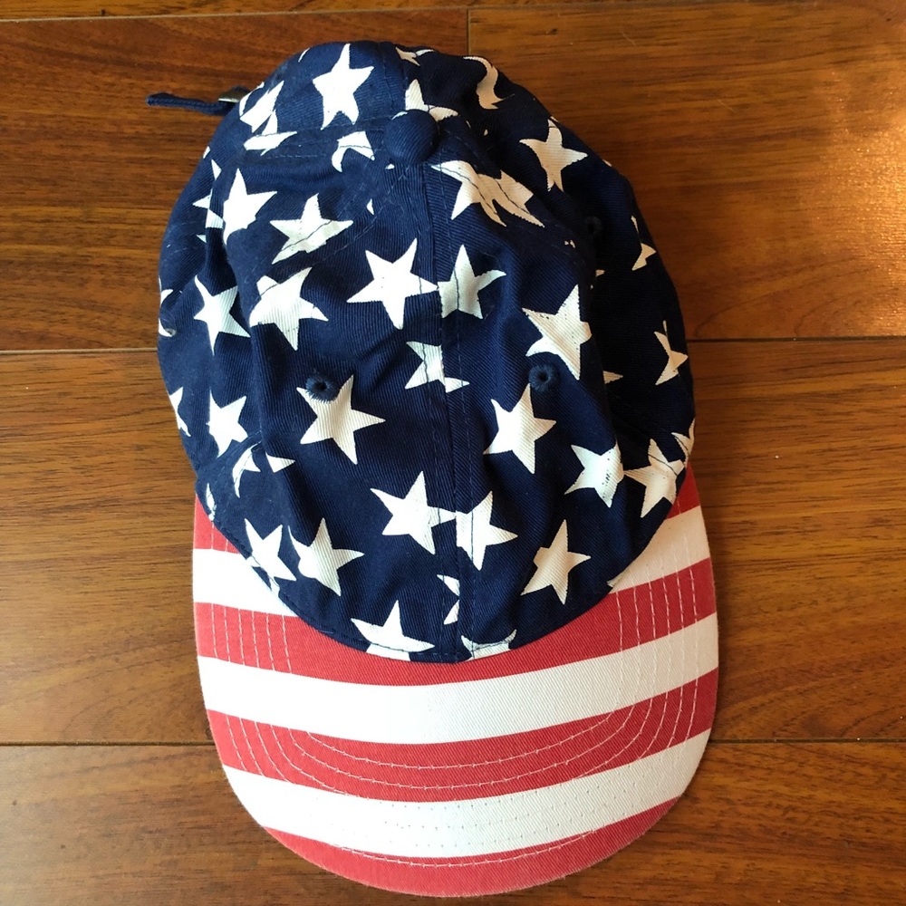 Patriotic hat! ❤️💙🇺🇸